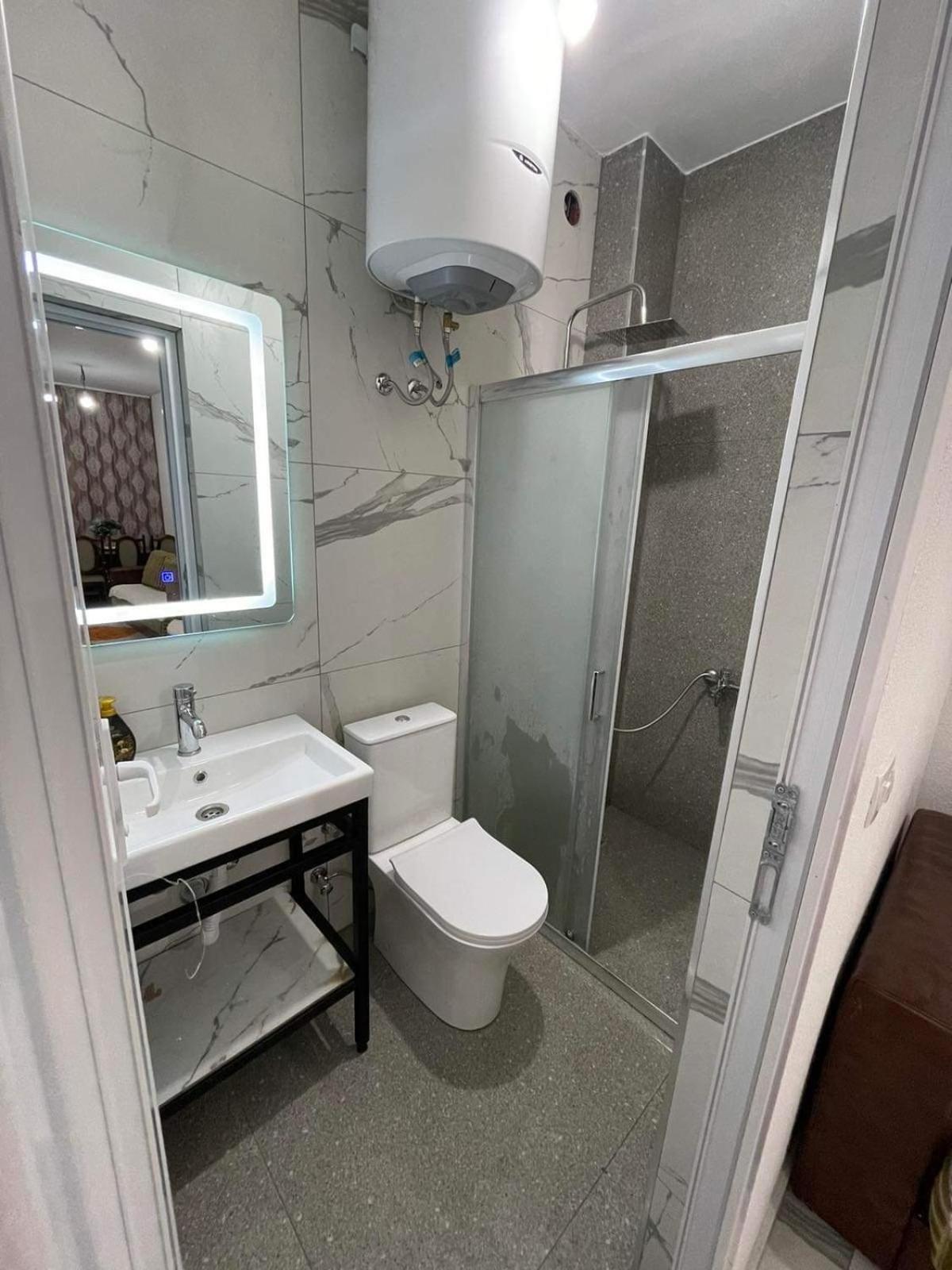פריזרן Unik Family Apartments מראה חיצוני תמונה